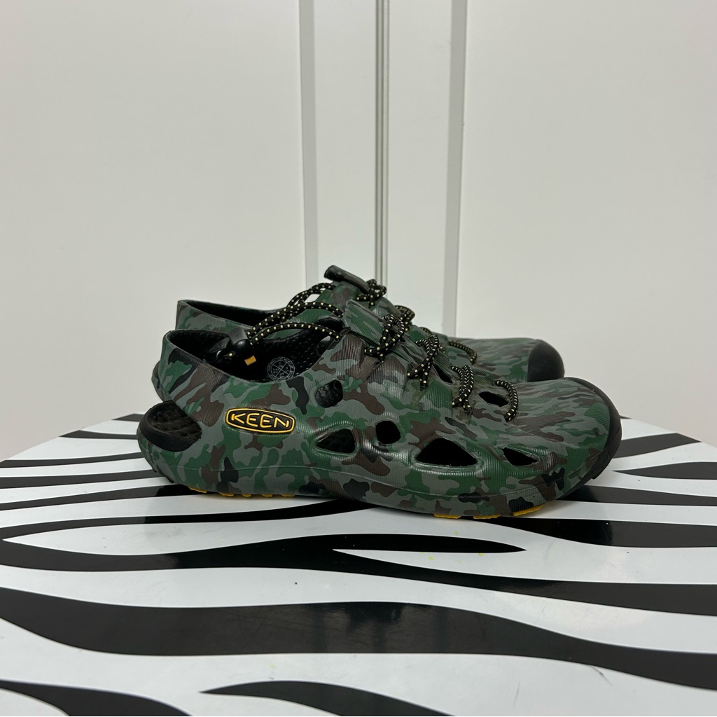 Keen Rubber Kids Camo Green Sandals Keen Rubber Kids Camo Green Sandals
